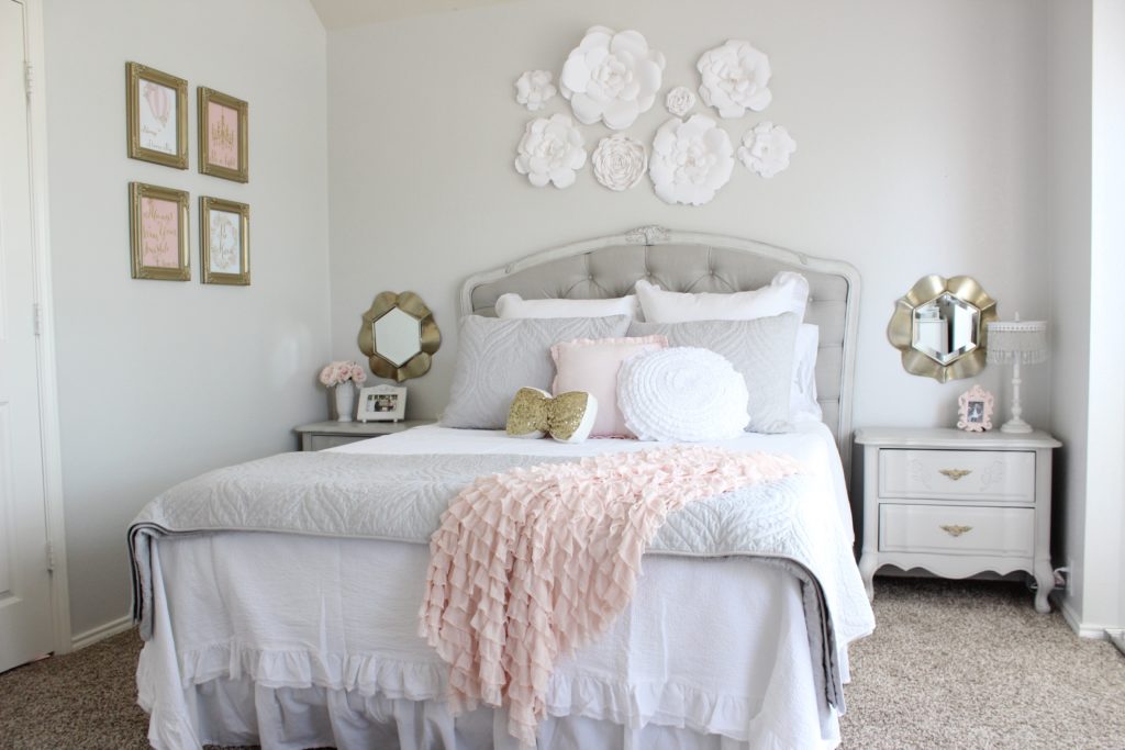 Pink And Gold Bedroom