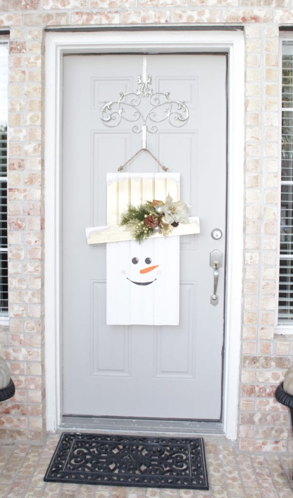 Home Depot #DIHWorkshop Seasonal Character Door Hanger